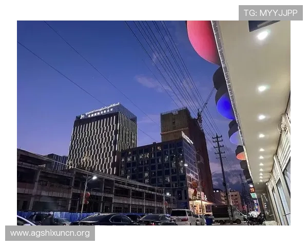 腾龙真人娱乐引领行业新潮流，打造高品质真人娱乐新标准